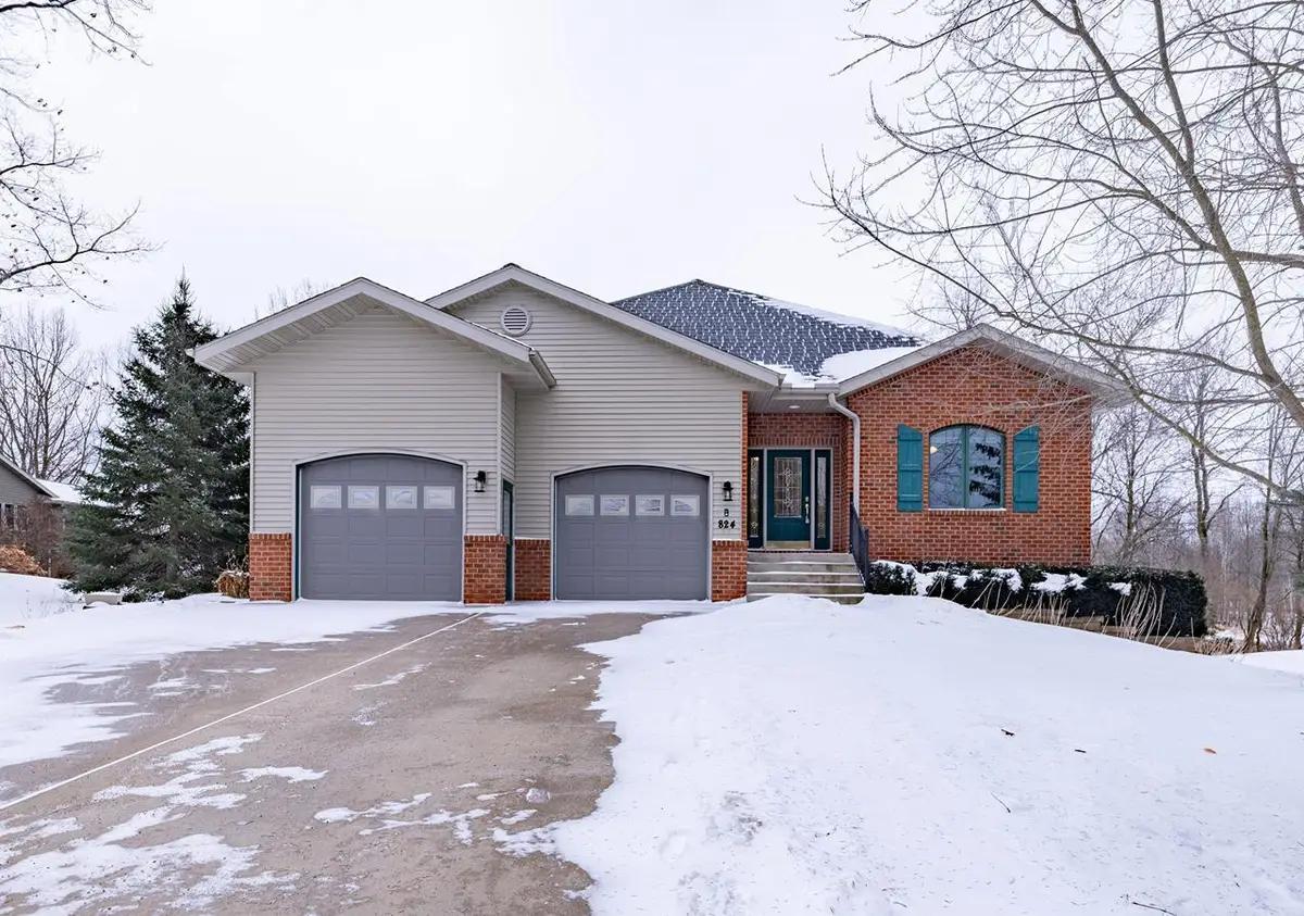 824 FAIRWAY DRIVE, Mosinee, WI 54455 - #1