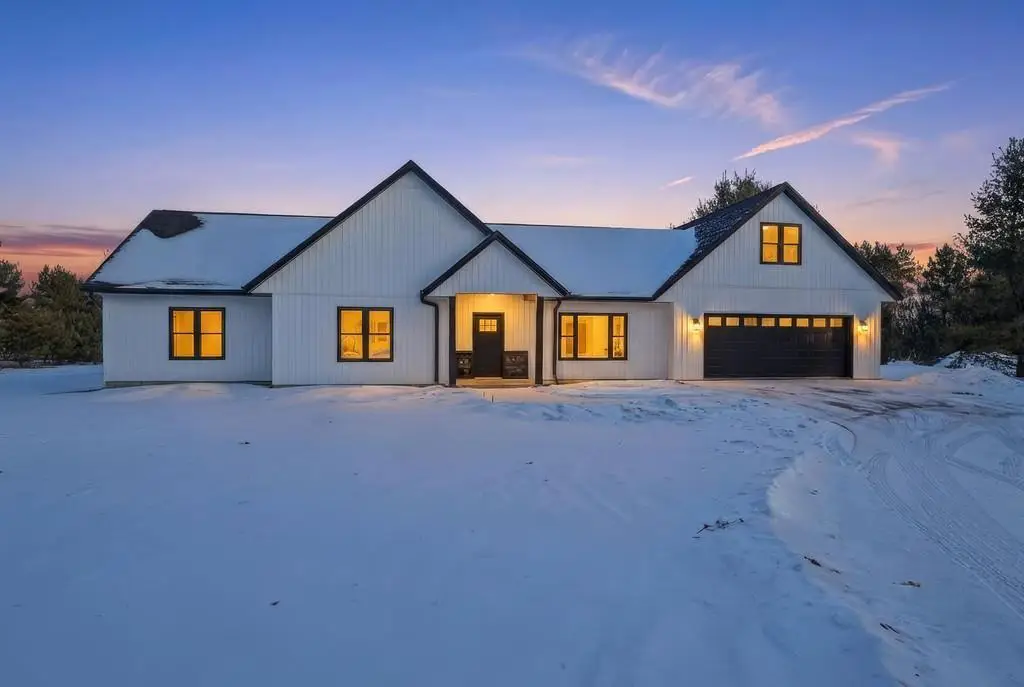 1586 OLD HIGHWAY 51, Kronenwetter, WI 54455 - Image #1