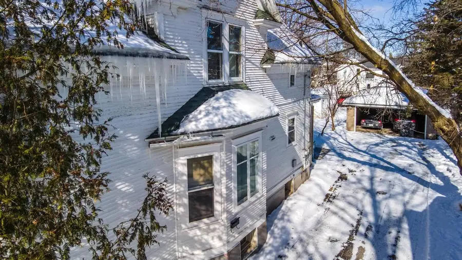 518 LINCOLN AVENUE, Wausau, WI 54403 - Image #2