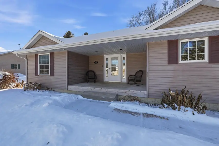 1610 E CLEVELAND STREET, Marshfield, WI 54449 - Image #3