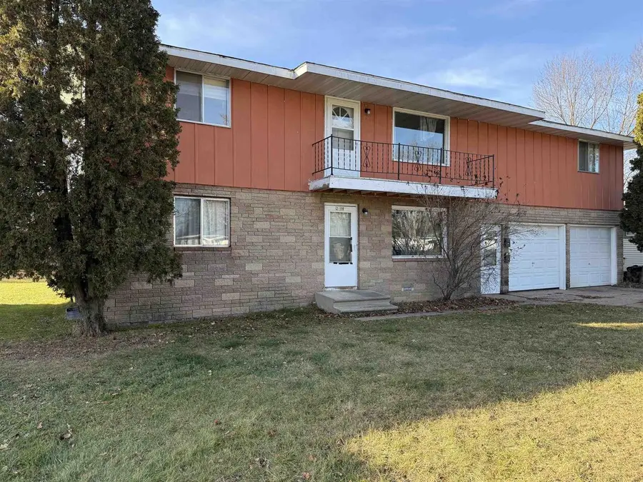 2106-2108 VERMONT AVENUE, Stevens Point, WI 54481 - Image #2
