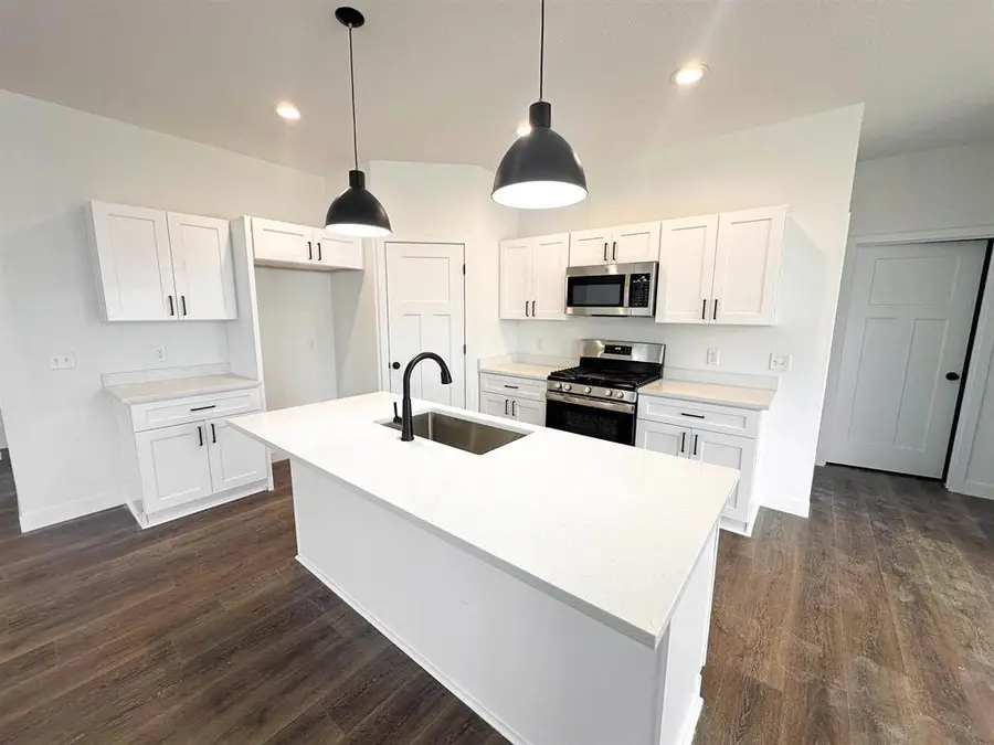 118125 BETTY DRIVE, Stratford, WI 54484 - Image #3