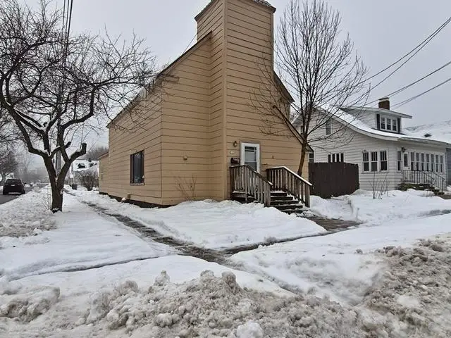 500 W FIFTH STREET, Marshfield, WI 54449 - Image #1