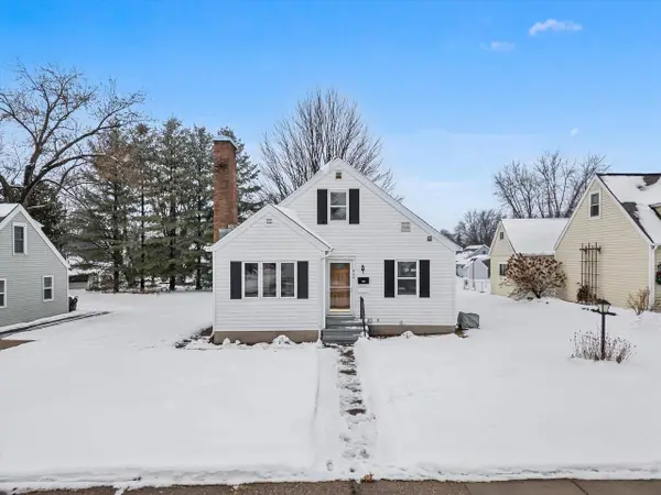 604 S APPLE AVENUE, Marshfield, WI 54449