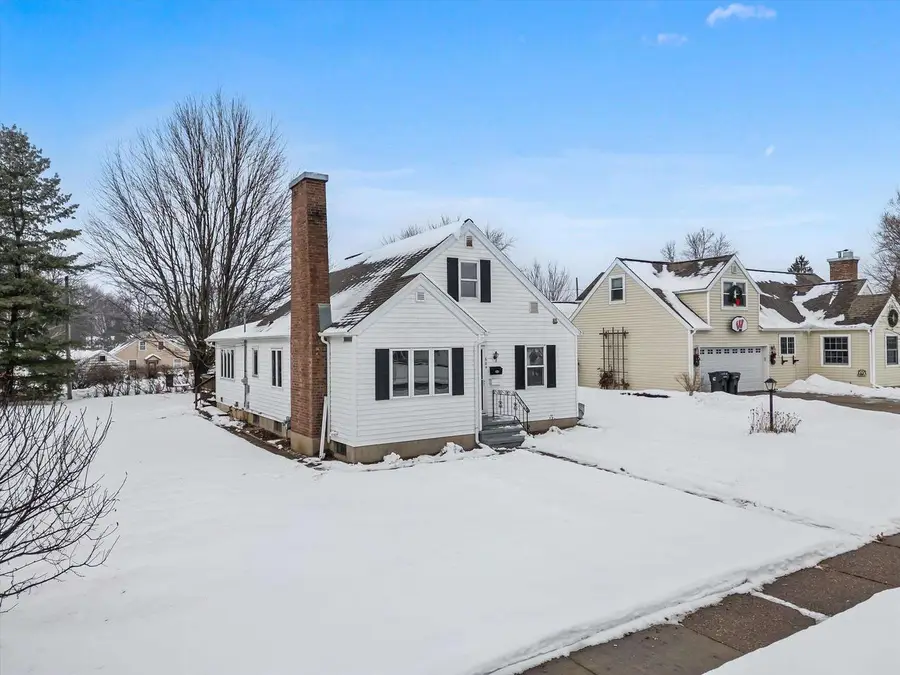 604 S APPLE AVENUE, Marshfield, WI 54449 - Image #3