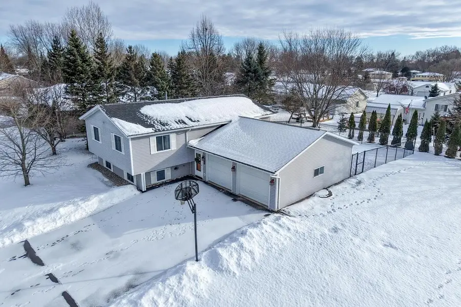 612 W 11TH STREET, Marshfield, WI 54449 - Image #2