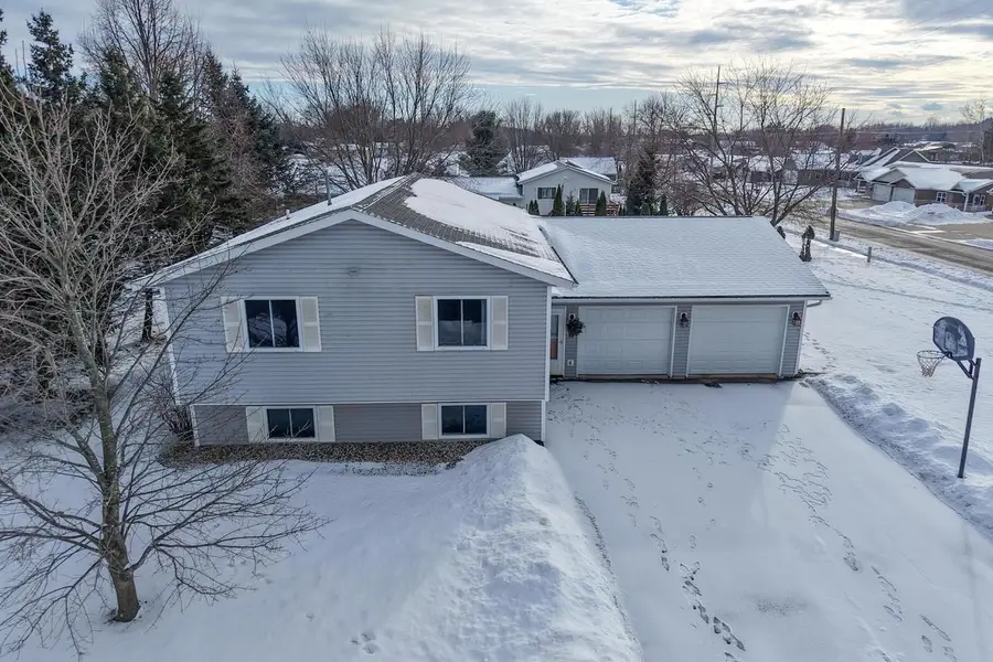 612 W 11TH STREET, Marshfield, WI 54449 - Image #3