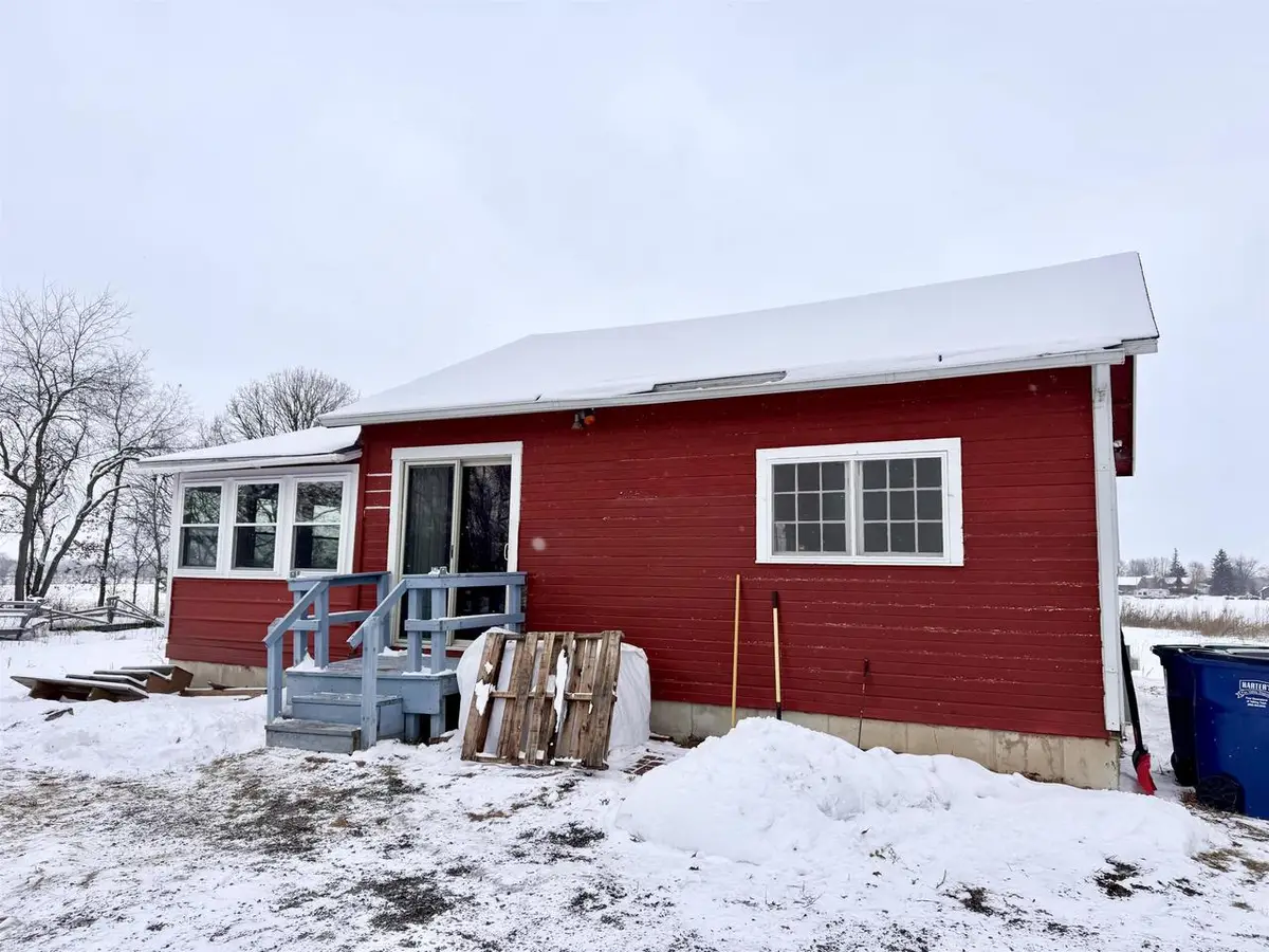 8910 NOKOMA LANE, Amherst Junction, WI 54407 - Image #1