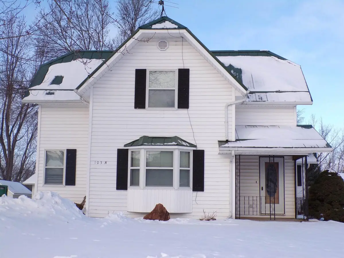 105 N HENDREN AVENUE, Greenwood, WI 54437 - #1