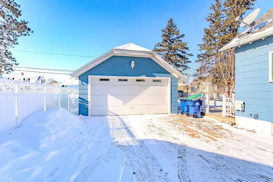 1118 S 5TH AVENUE, Wausau, WI 54401 - Image #2