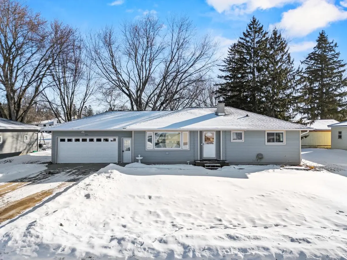 2001 S MAPLE AVENUE, Marshfield, WI 54449 - Image #1