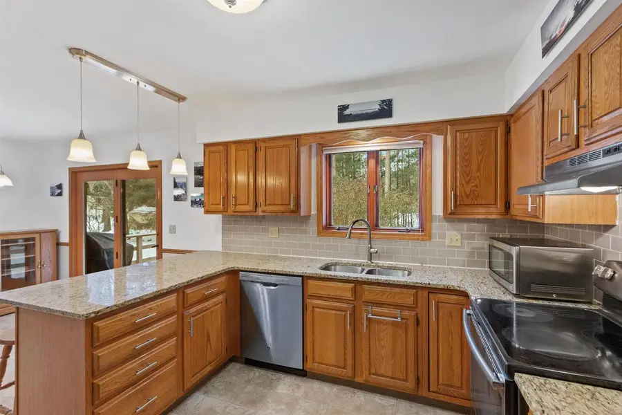 921 TANGLEWOOD DRIVE, Plover, WI 54467 - Image #3