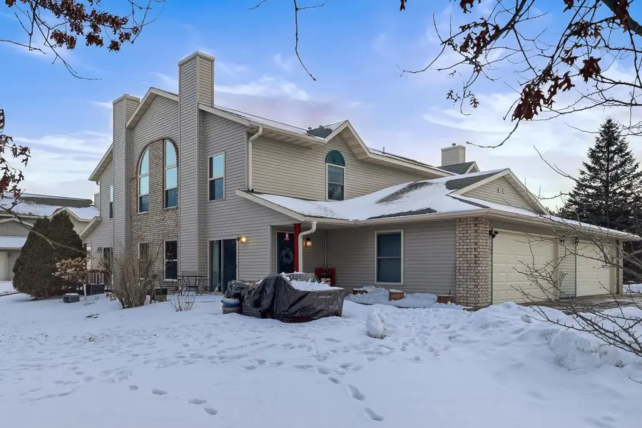 262 WHITE OAK AVENUE, Plover, WI 54467 - Image #2