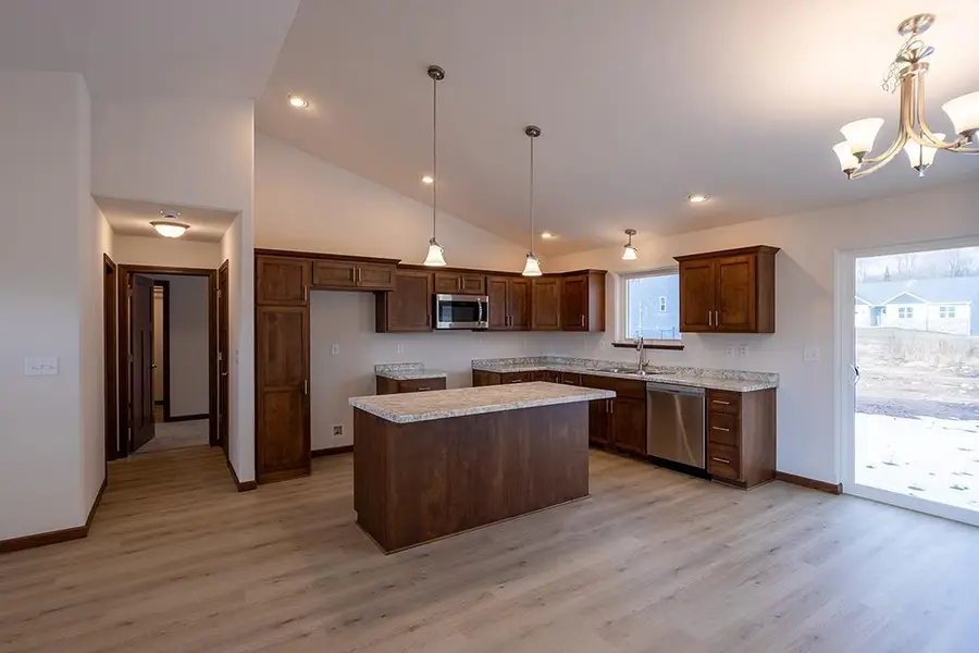 2200 S COTTONWOOD AVENUE, Marshfield, WI 54449 - #2