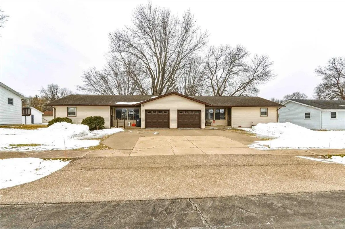 1820 E EMERALD STREET #1822 E Emerald Stree, Marshfield, WI 54449 - #1