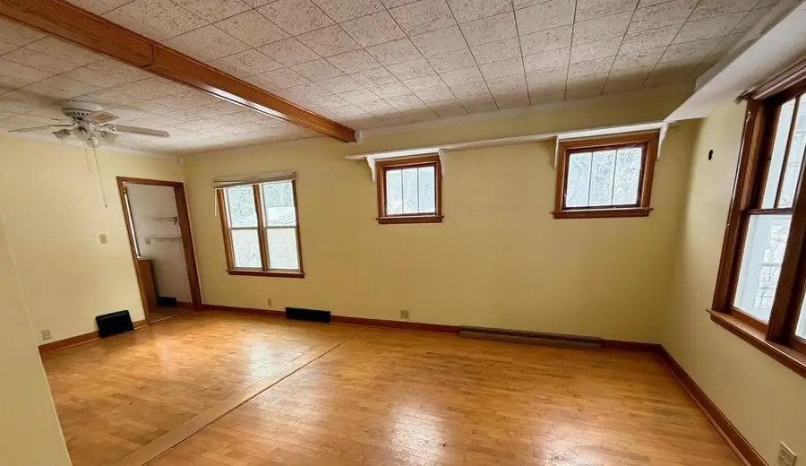 304 LINWOOD AVENUE, Park Ridge, WI 54481 - #3