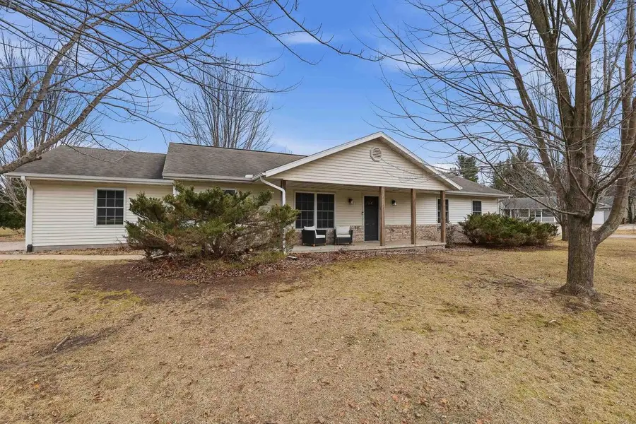 2825 LEAHY AVENUE, Stevens Point, WI 54481 - #3