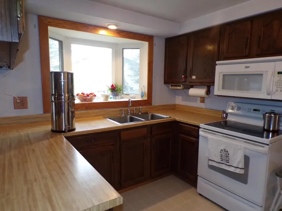 506 E 1ST STREET, Loyal, WI 54446 - #3