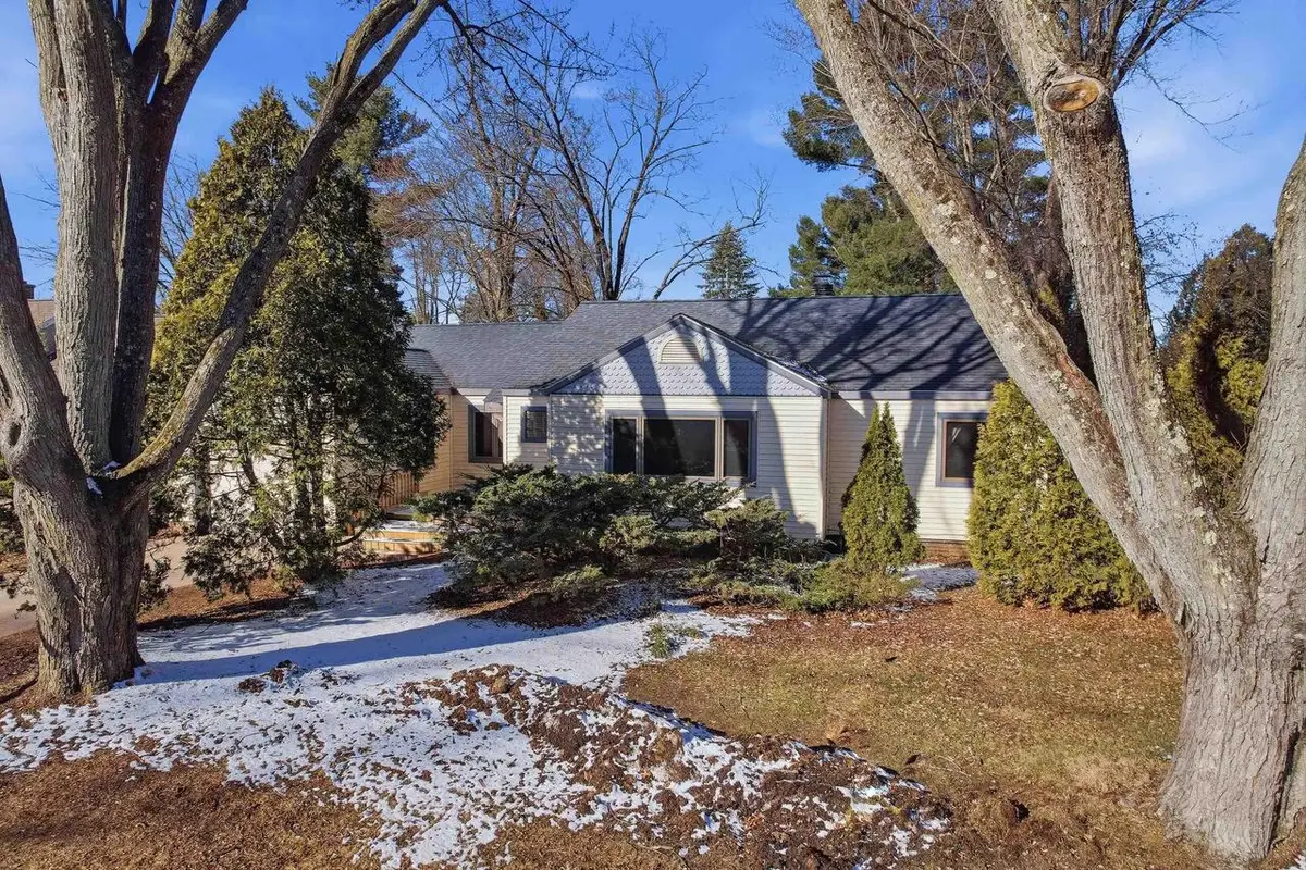 908 GREEN AVENUE, Stevens Point, WI 54481 - #1