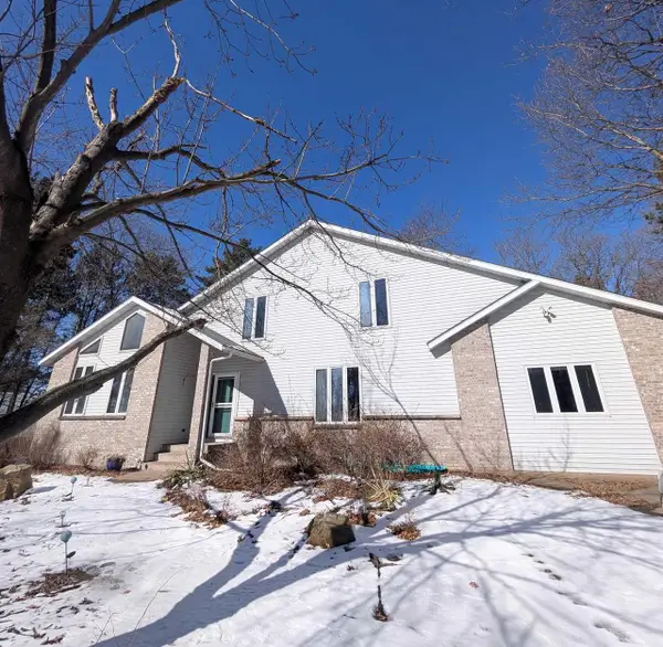 N6215 3RD DRIVE, Plainfield, WI 54966