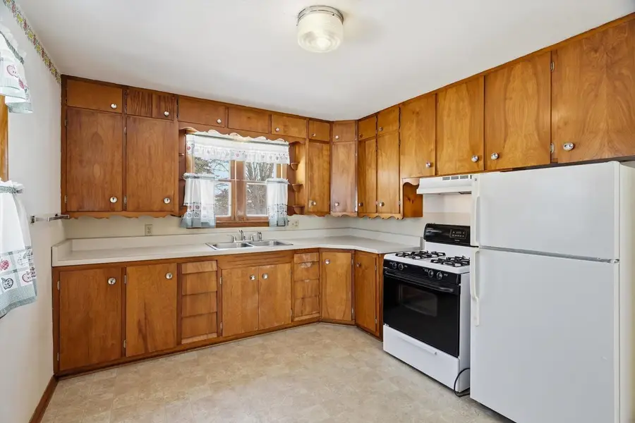 1113 E 4TH STREET, Marshfield, WI 54449 - #2