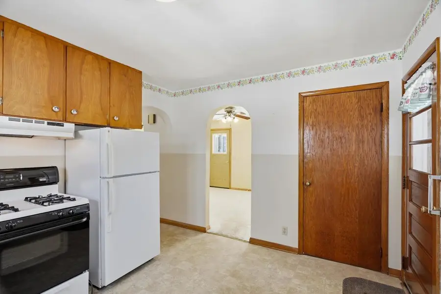 1113 E 4TH STREET, Marshfield, WI 54449 - #3