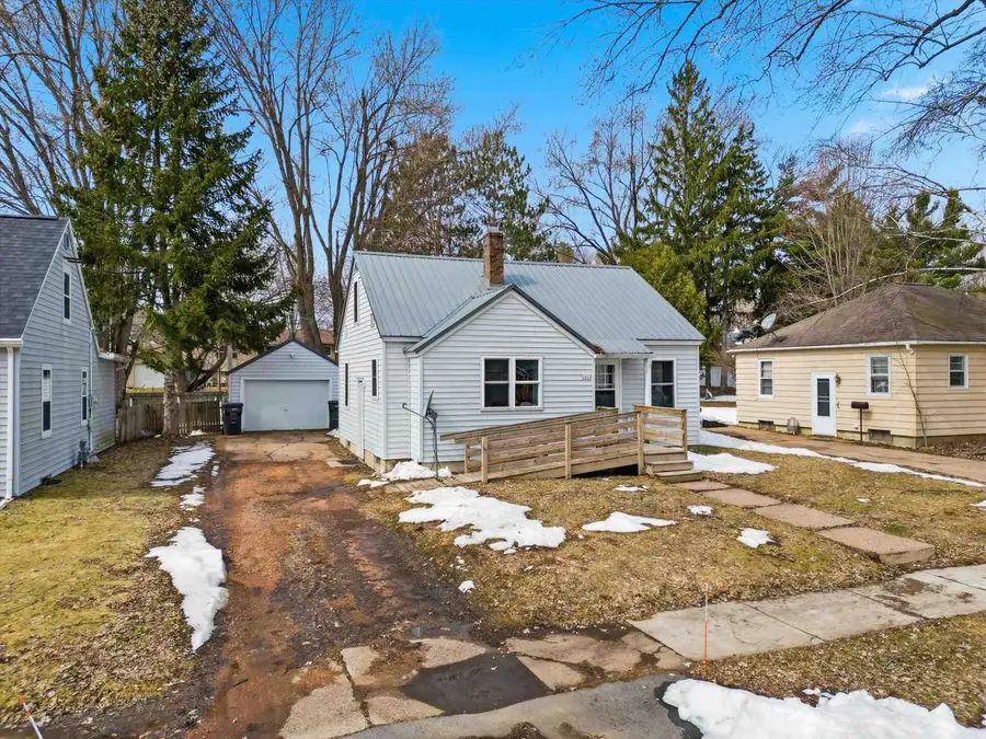 1012 S SEVERNS AVENUE, Marshfield, WI 54449 - #2