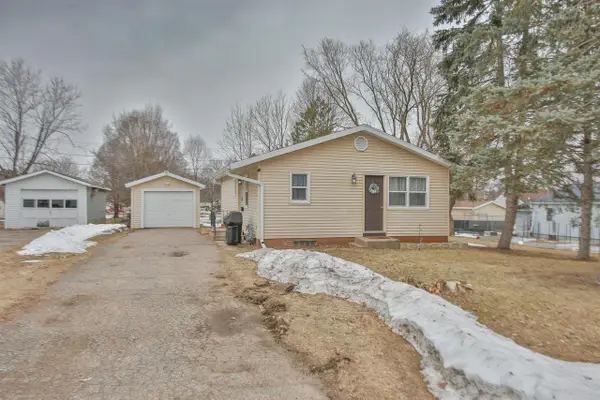 1120 S 15TH AVENUE, Wausau, WI 54401