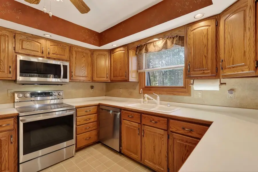 2641 PARKWAY COURT, Wisconsin Rapids, WI 54494 - #2