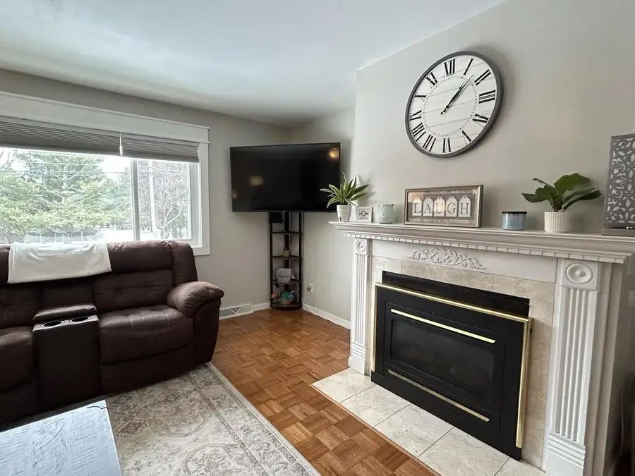 1607 N ADAMS AVENUE, Marshfield, WI 54449 - #3