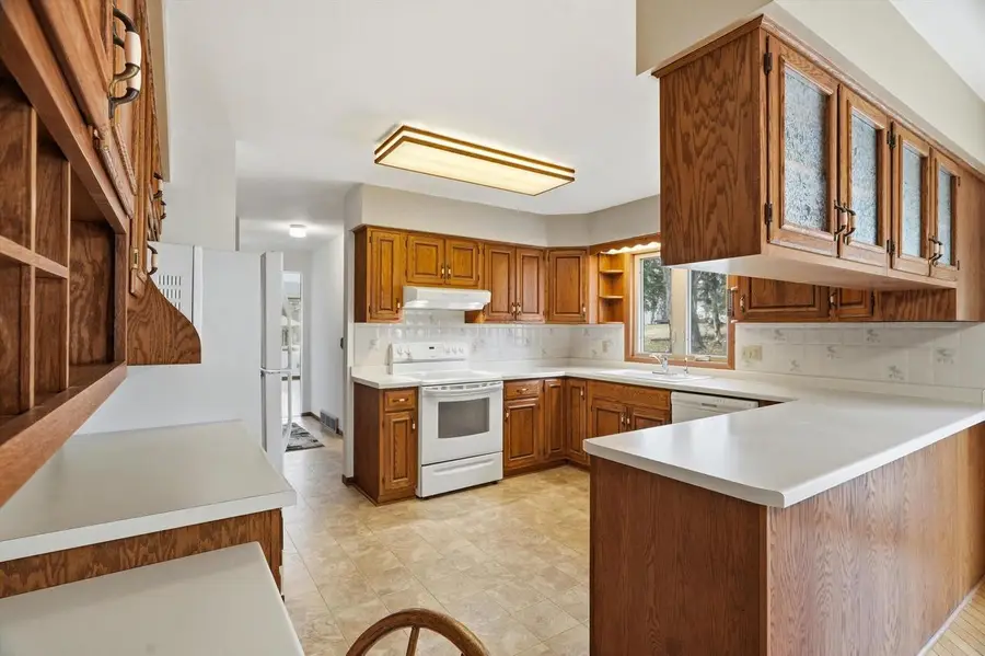 1121 FAIRVIEW DRIVE, Marshfield, WI 54449 - #2