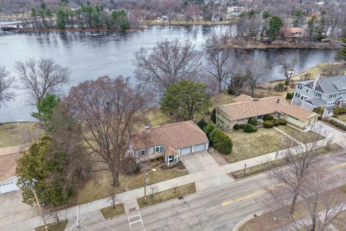 810 3RD STREET SOUTH, Wisconsin Rapids, WI 54494 - #1