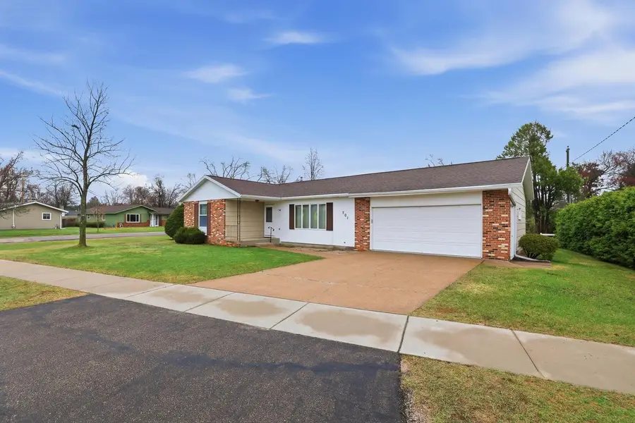 701 WILSHIRE BOULEVARD, Stevens Point, WI 54481 - #2