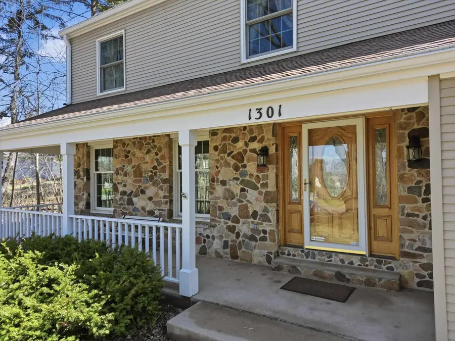 1301 N BROADWAY AVENUE, Marshfield, WI 54449 - #2