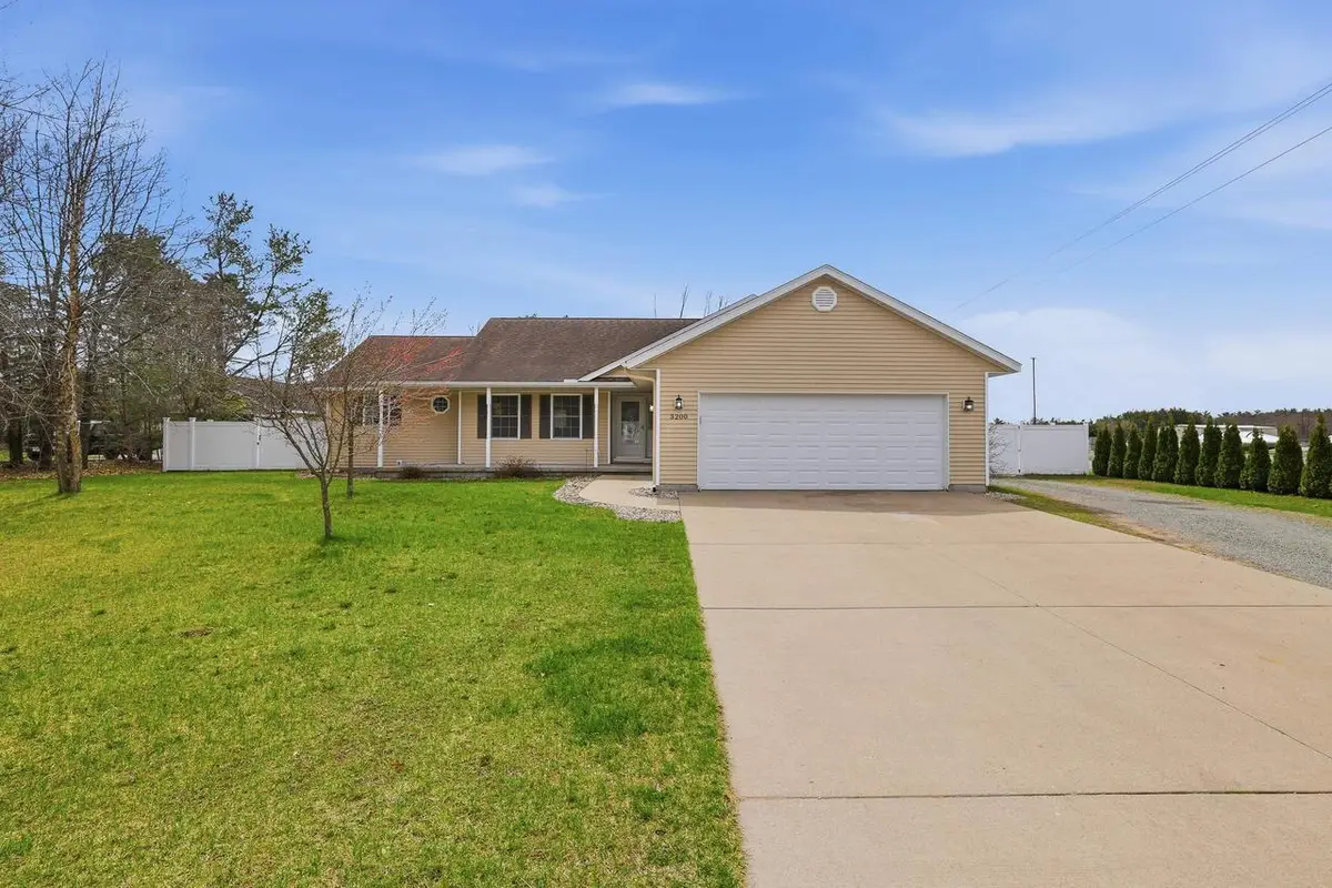 3200 MIRAGE CIRCLE, Plover, WI 54467 - #1