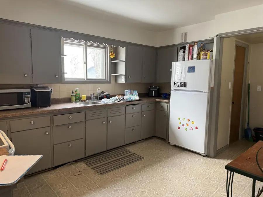 1412 E 6TH STREET, Merrill, WI 54452 - #3