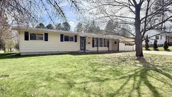 807 WESTON AVENUE, Rothschild, WI 54474