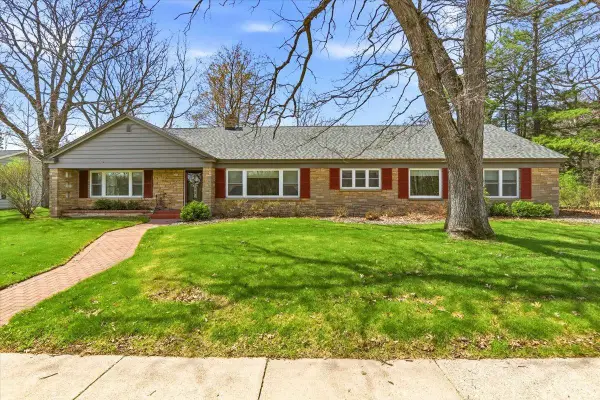 1251 WISCONSIN RIVER DRIVE, Port Edwards, WI 54469