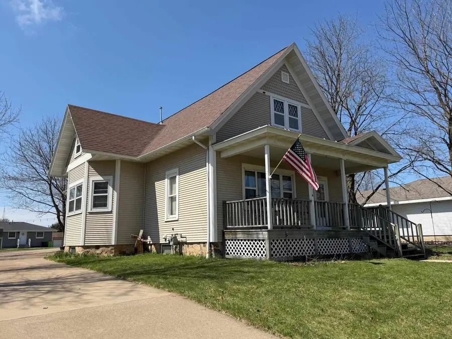 305 DIVISION STREET, Loyal, WI 54446 - #3