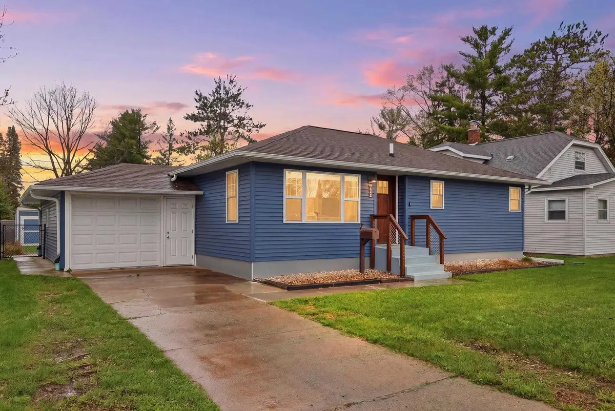 2432 STANLEY STREET, Stevens Point, WI 54481 - #1
