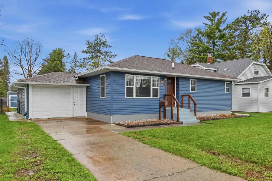 2432 STANLEY STREET, Stevens Point, WI 54481 - #2