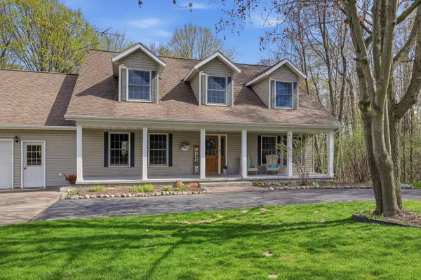 E2040 CURTIS LANE, Iola, WI 54945