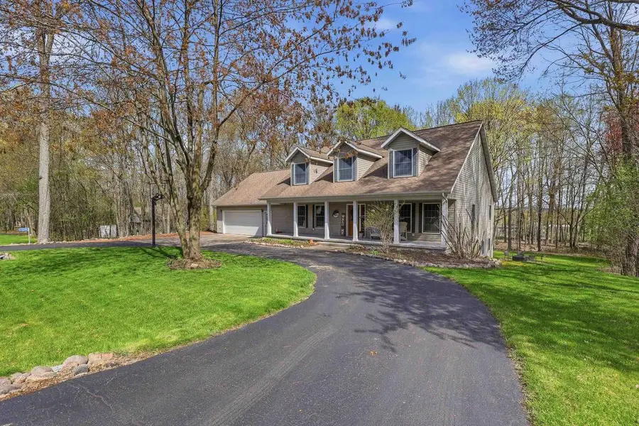 E2040 CURTIS LANE, Iola, WI 54945 - #3