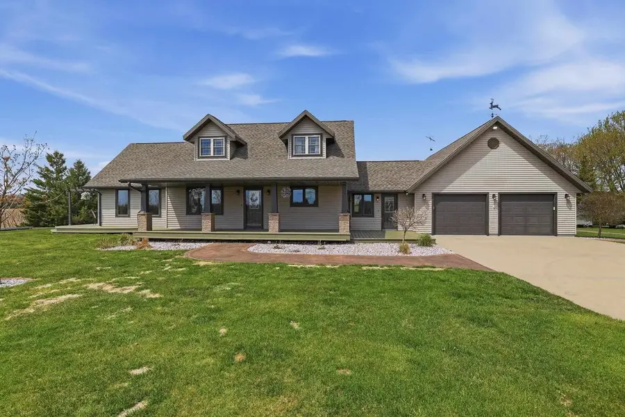 675 DIVINE WAY, Custer, WI 54423 - #2