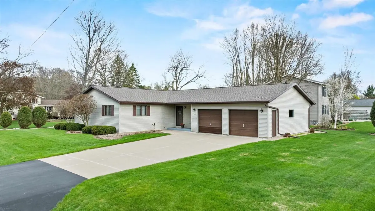 1100 25TH STREET, Marshfield, WI 54449 - #1