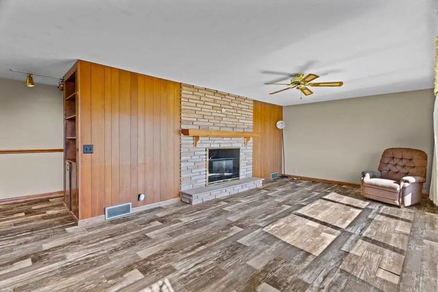 808 WALNUT AVENUE, Marshfield, WI 54449 - #3