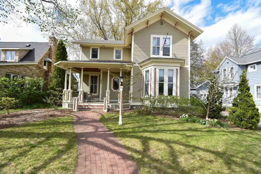1424 CLARK STREET, Stevens Point, WI 54481 - #2