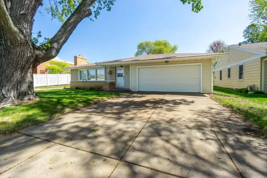 507 20TH AVENUE, Wausau, WI 54401 - #3