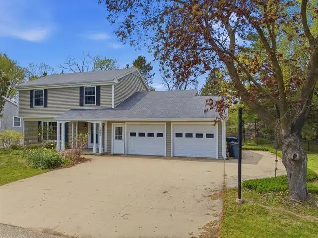 1402 SHAWANO DRIVE, Marshfield, WI 54449 - #2