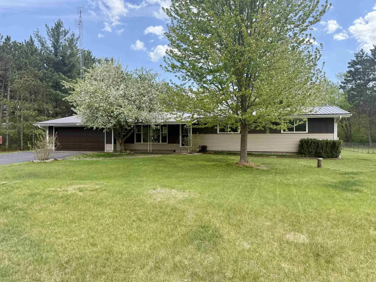 W13071 W BIGHORN AVENUE, Hancock, WI 54943 - #1